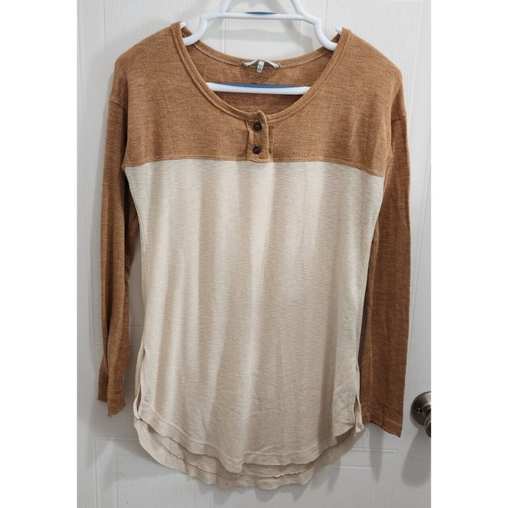 BKE Women's Long Sleeve Round Henley Neck Knit Top 2 Toned Polyester Blend Sz XS